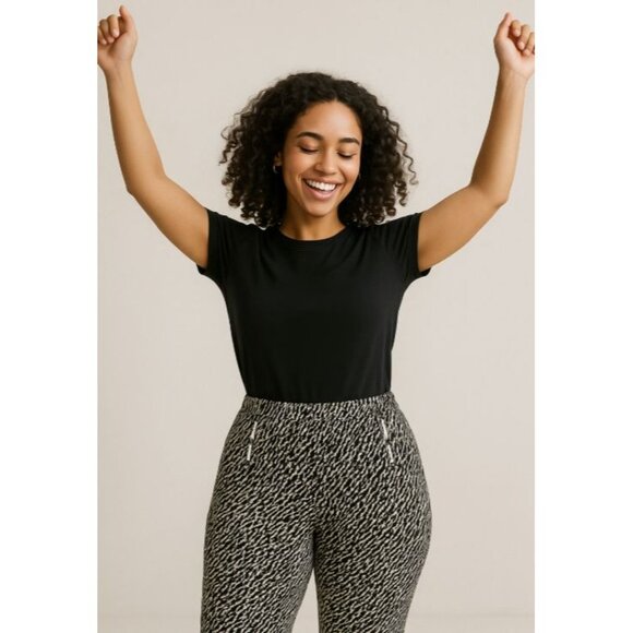 JM Collection Large Animal Print Leg Pants Rhinestone Detail Stretchy Fit - Picture 8 of 11